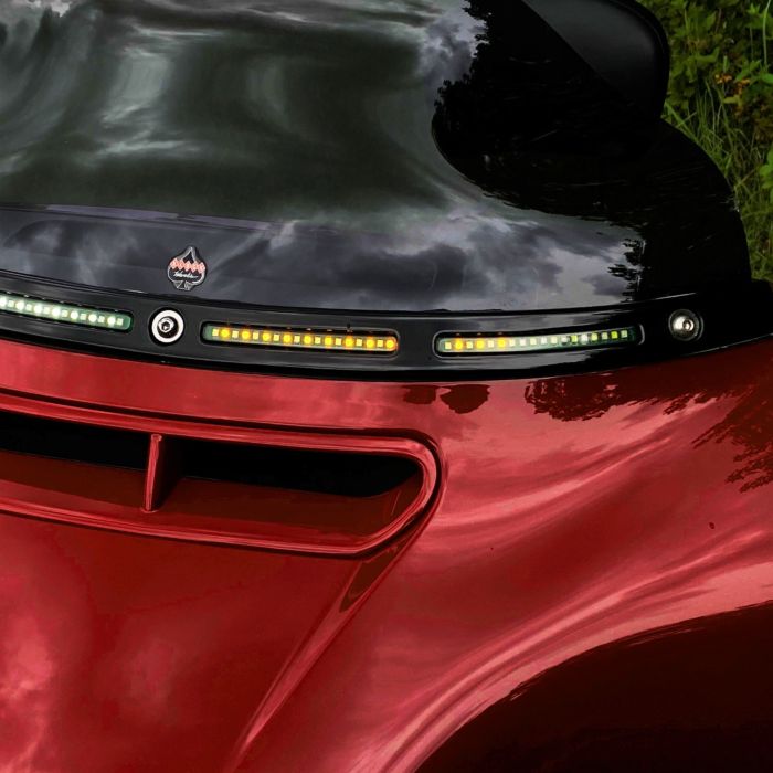 CUSTOM DYNAMICS Windshield Trim W/ Sequential Led Turn Signals (Touring)