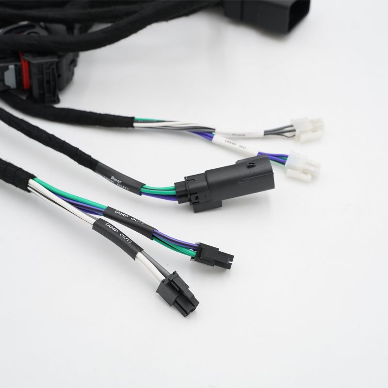 CICADA AUDIO - HDTSLINK - FACTORY RADIO “T” HARNESS FOR PLUG-N-PLAY AFTERMARKET AMPLIFIER INTEGRATION ON STREET GLIDE - RAOD GLIDE