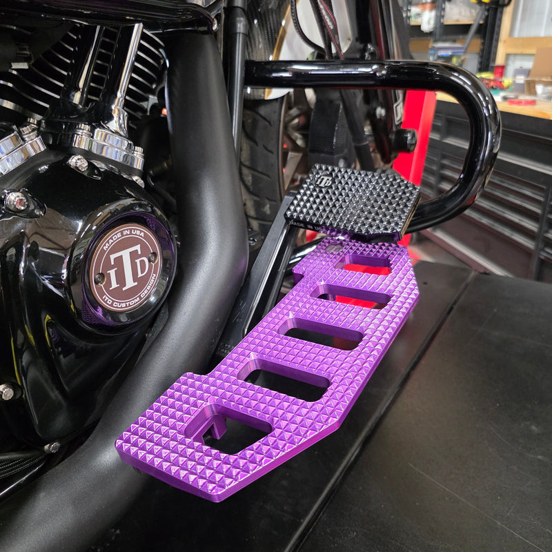 Genesis Touring Rider Floorboards | Harley-Davidson