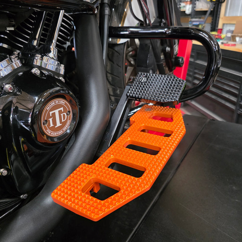 Genesis Touring Rider Floorboards | Harley-Davidson