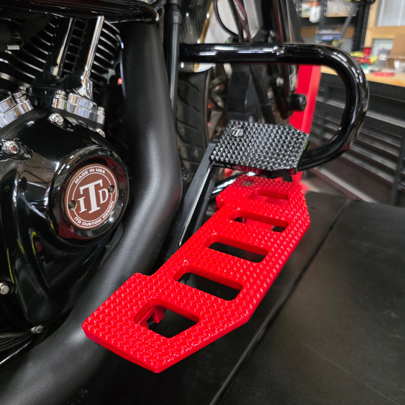 Genesis Touring Rider Floorboards | Harley-Davidson