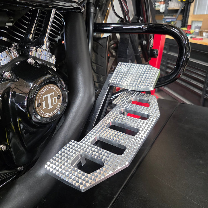Genesis Touring Rider Floorboards | Harley-Davidson