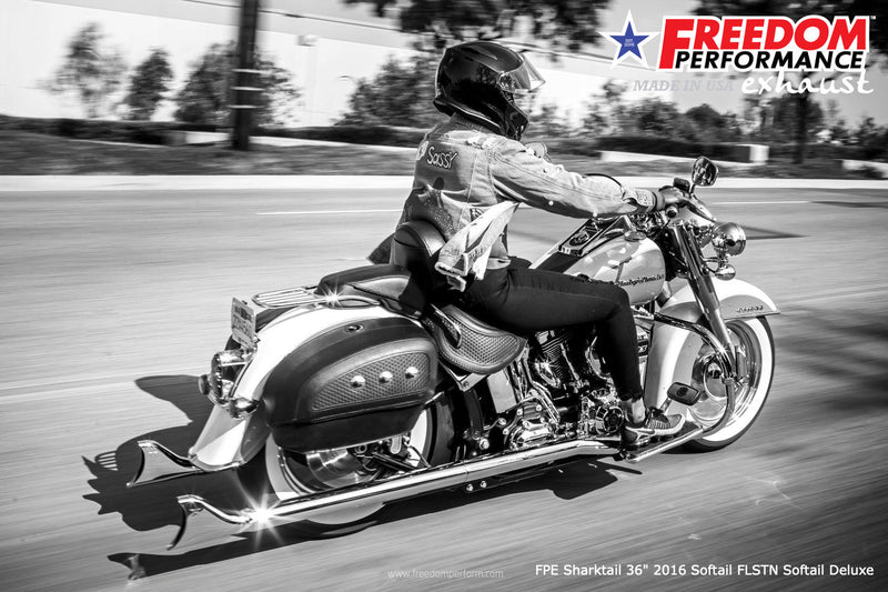 FREEDOM EXHAUST -  SOFTAIL 2.5" CLASSIC SLIP-ONS 1997-2017 *FITS FREEDOM HEADERS ONLY*