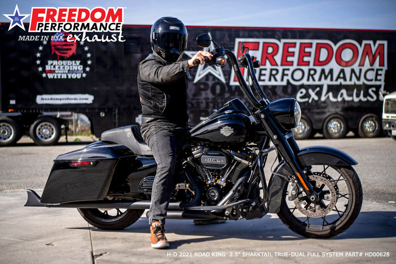FREEDOM EXHAUST -  TOURING 2.5" SHARKTAIL M8 TRUE-DUAL FULL SYSTEM 2017-PRESENT