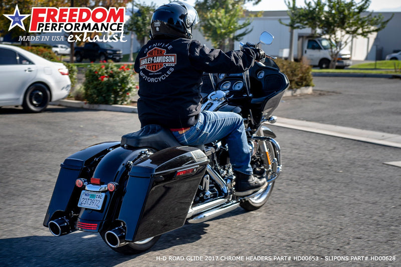 FREEDOM EXHAUST -  TOURING/TRIKE AMERICAN OUTLAW & COMBAT FLUTED 4.5" MEGAPHONE SLIP-ONS