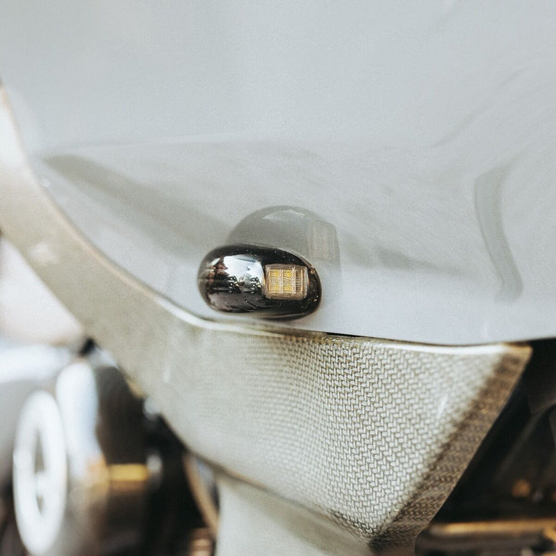 CUSTOM DYNAMICS ProBEAM Road Glide Amber/White Turn Signals - Gloss Black