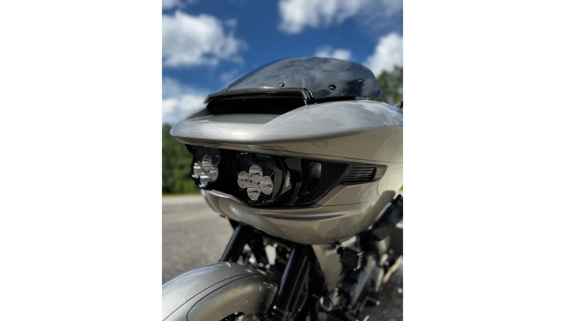 CUSTOM DYNAMICS Shark Demon® 2 Dual Headlight Kit with Speed Plates - Road Gide '23-'25