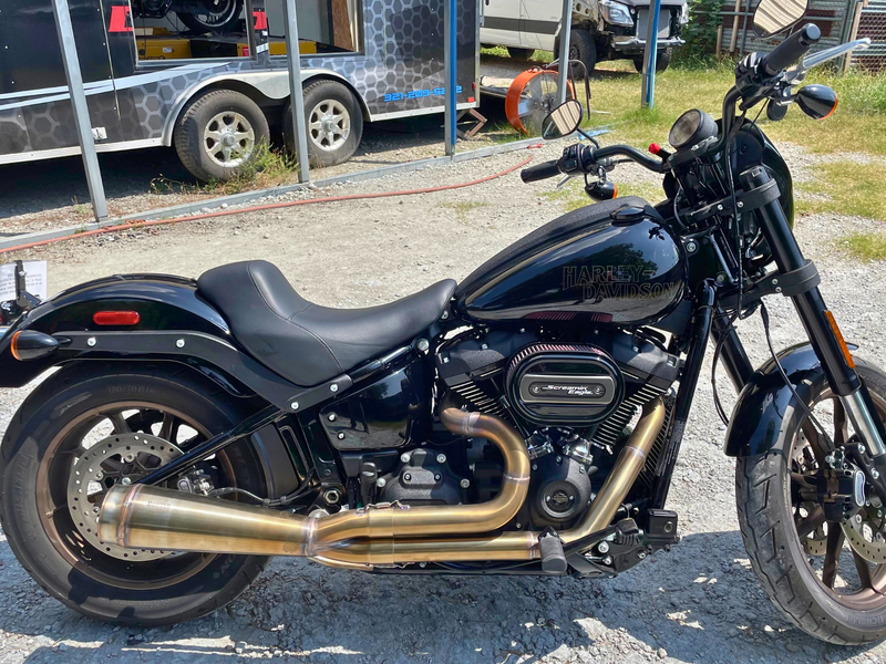 Burns Stainless NhB Exhaust for M8 Softails