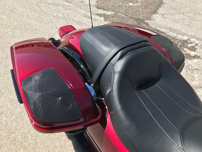 WILD BOAR AUDIO 4 Speaker & 2 Amp Kit - 800 W - w/ Cut in Lid Adaptors - Road Glide