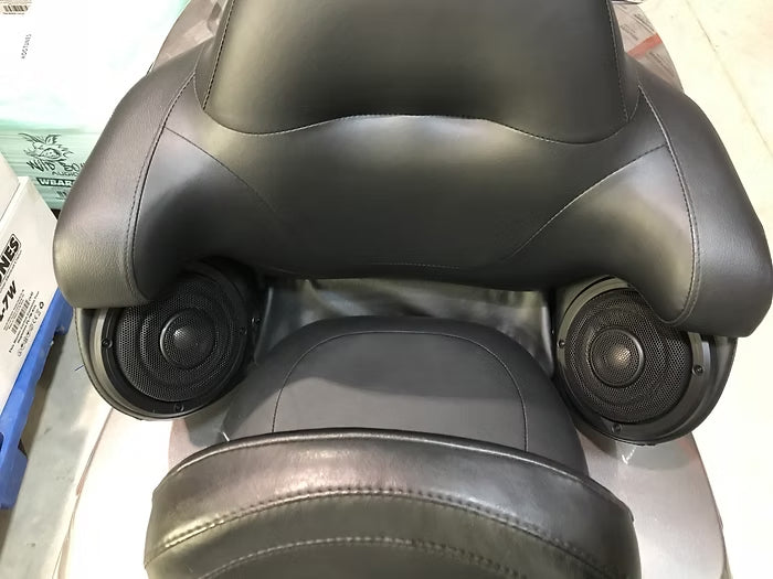 WILD BOAR AUDIO Whole Hog - 6 Speaker & 2 Amplifier Kit - 900W - Road Glide - Liquid Cooled