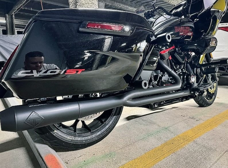 2017-2025 M8 BAGGER - FULL LENGTH TURNPIKE