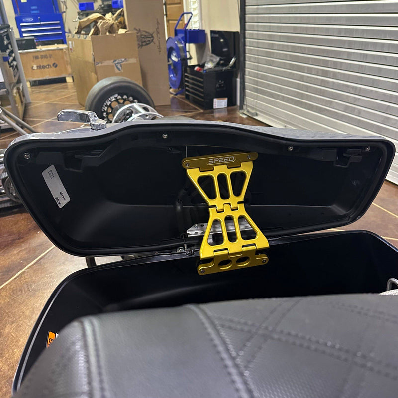 SPEED BY DESIGN No Drama Billet Lid Stoppers - Gold  - Touring '14-'25