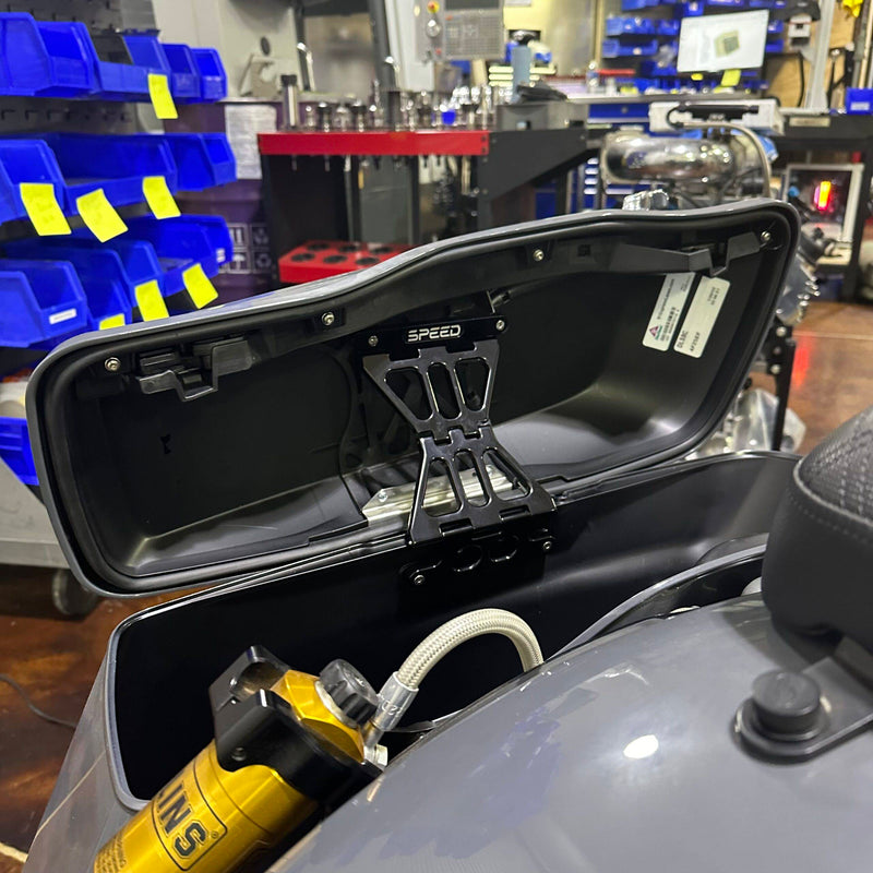 SPEED BY DESIGN No Drama Billet Lid Stoppers - Black - Touring '14-'25