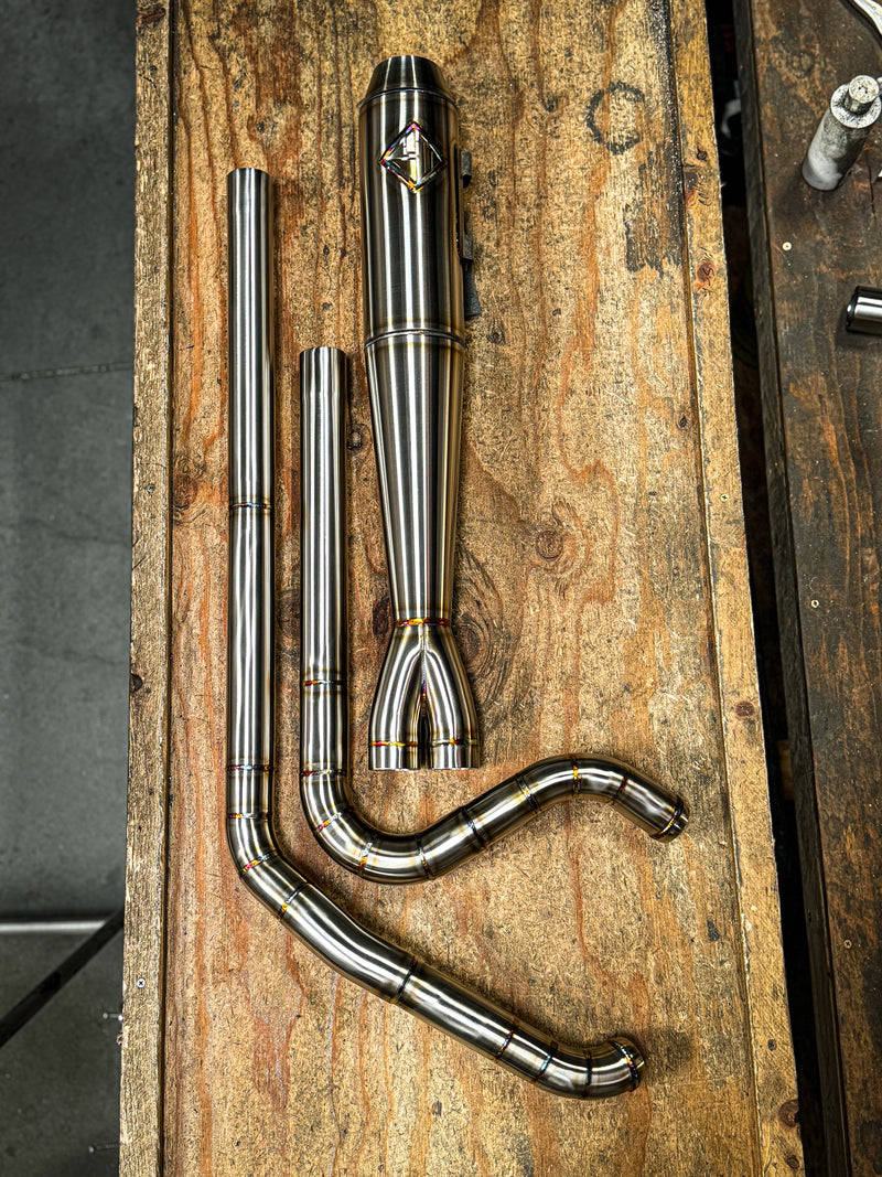 2017-2025 M8 BAGGER - FULL LENGTH "WORKS EDITION" TURNPIKE