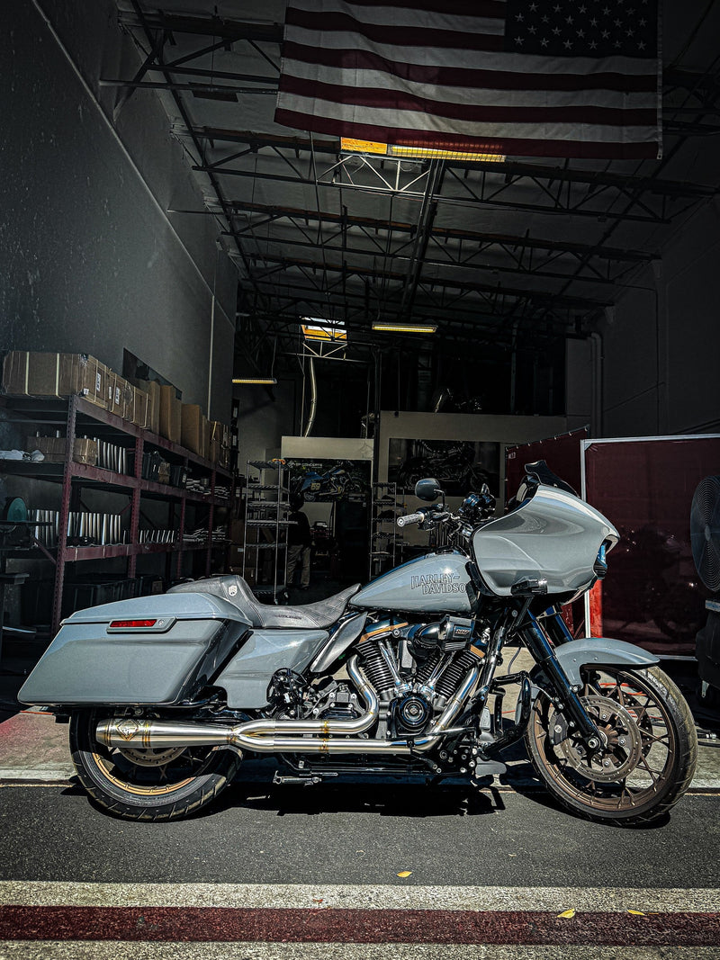 2017-2025 M8 BAGGER - MID LENGTH “ELSINORE”