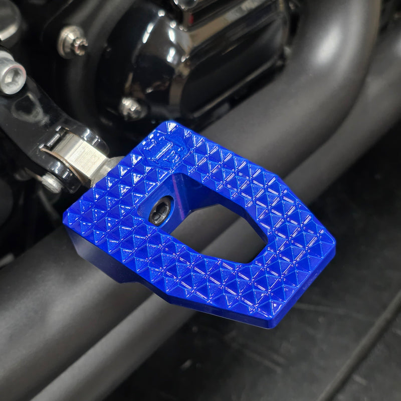 Genesis Rider / Passenger / Highway Footpegs | Harley-Davidson